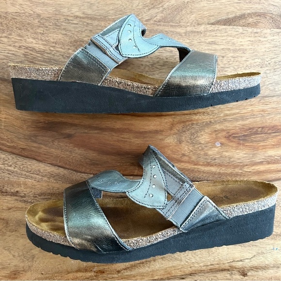 NAOT Kimberly silver bronze metallic women’s slide sandals with cork footbed - Picture 3 of 10